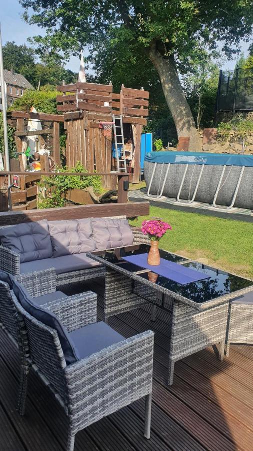 Frankes Lodge Apartment Mit Garten Und Pool, 6 Einzelbetten, Parkplatz Essen Exterior foto